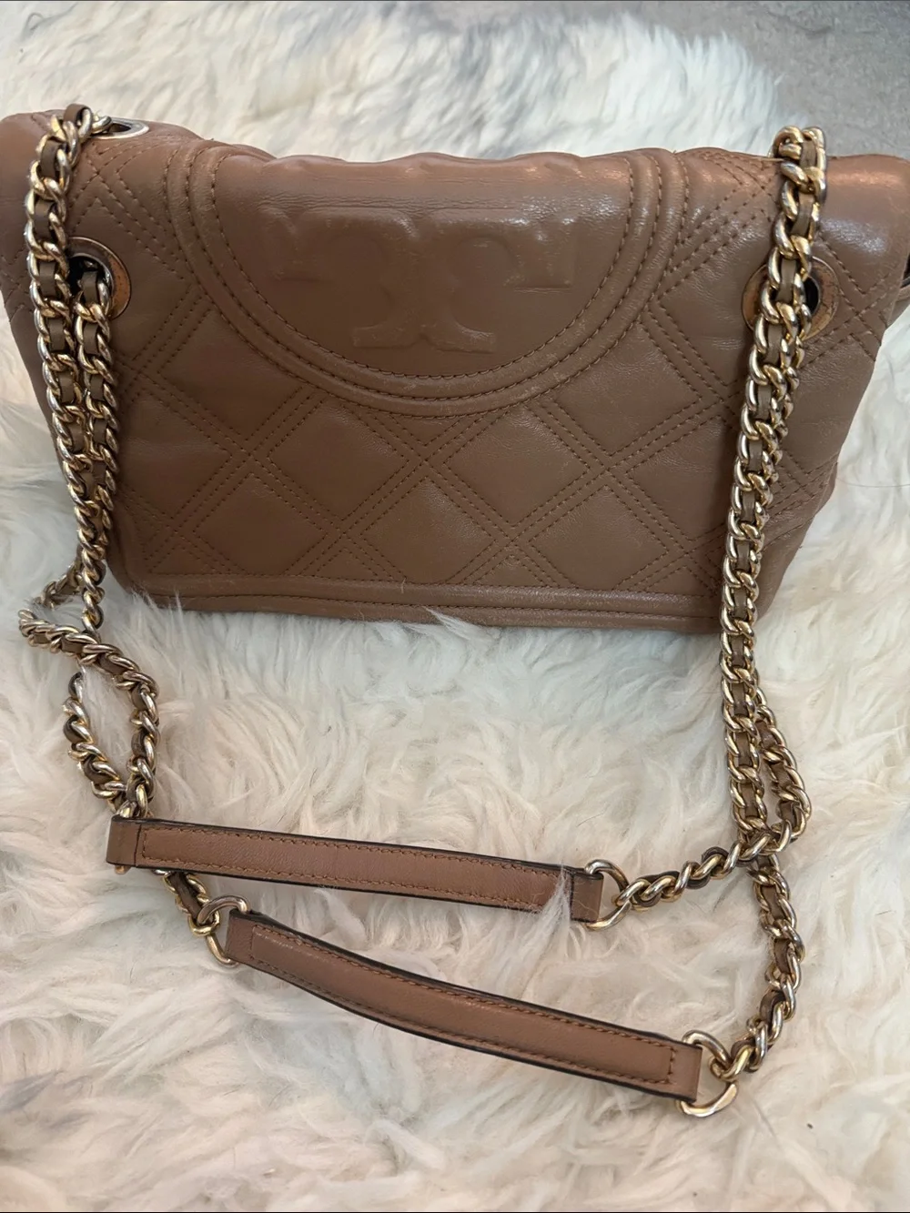 Tory Burch Flemming convertible quilted Bag with Gold Chain
